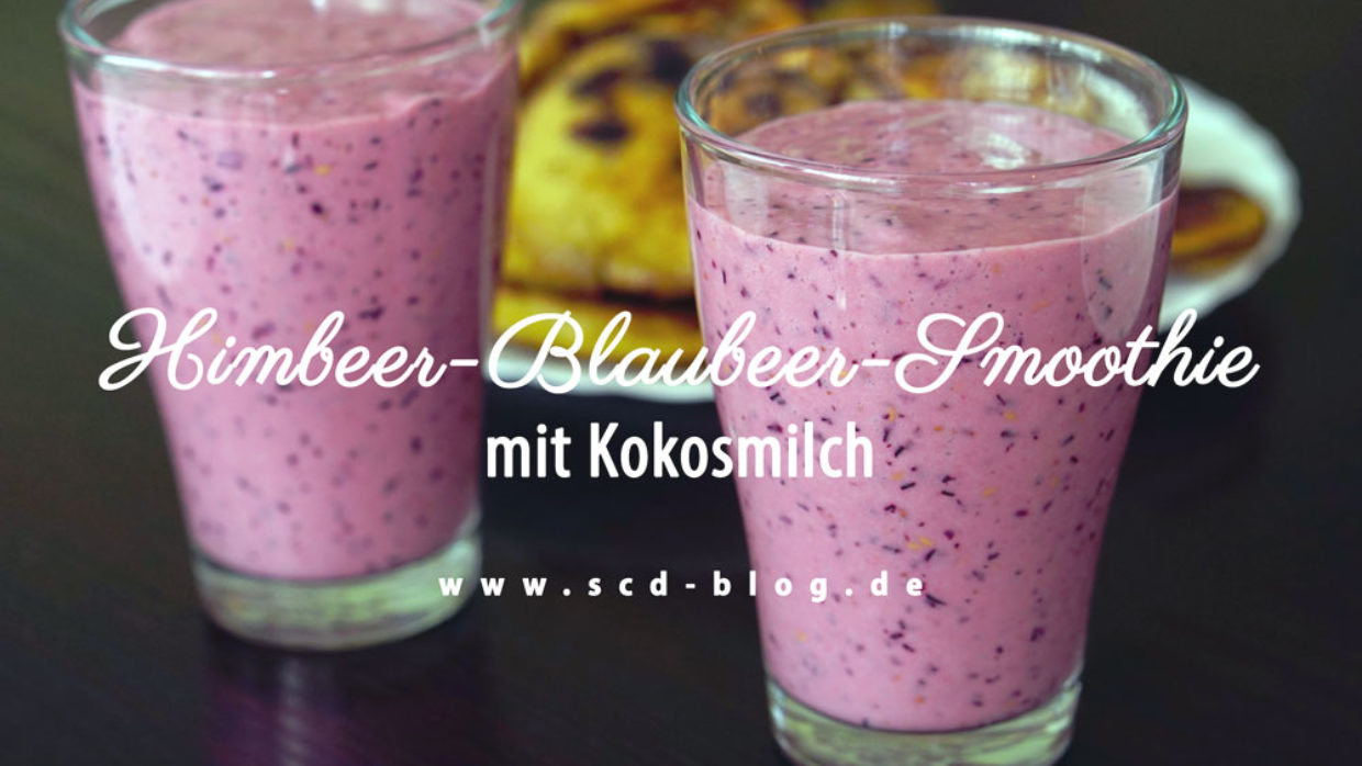 Himbeer-Blaubeer-Smoothie mit Kokosmilch